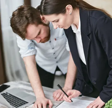 Employees are Setting Goals for their upcoming project